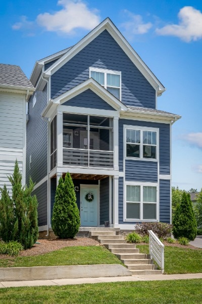 Photo - 738 Bellevue Rd