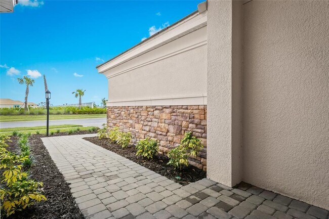 Photo - 10459 Eclipse St
