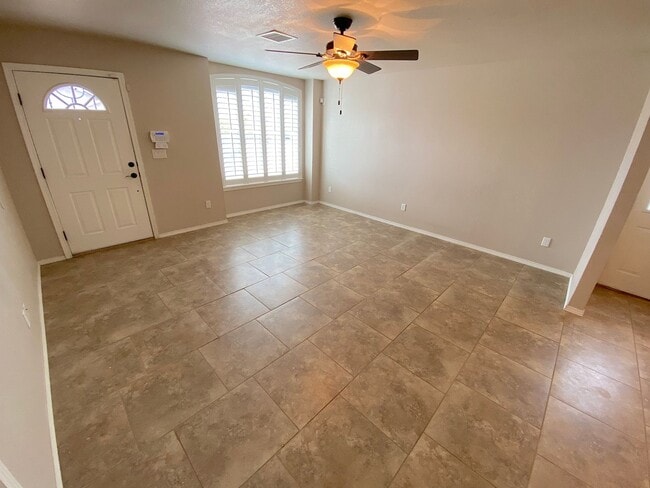 Photo - East El Paso 3bed/2bath Refrig A/C