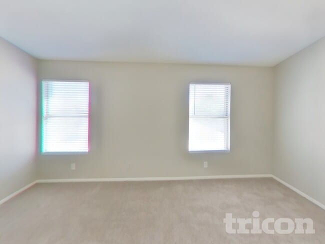 Photo - 697 Senator Ct