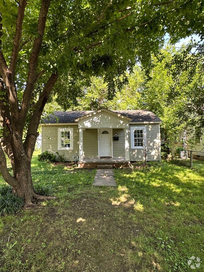 Building Photo - Beautiful home in Carbondale!