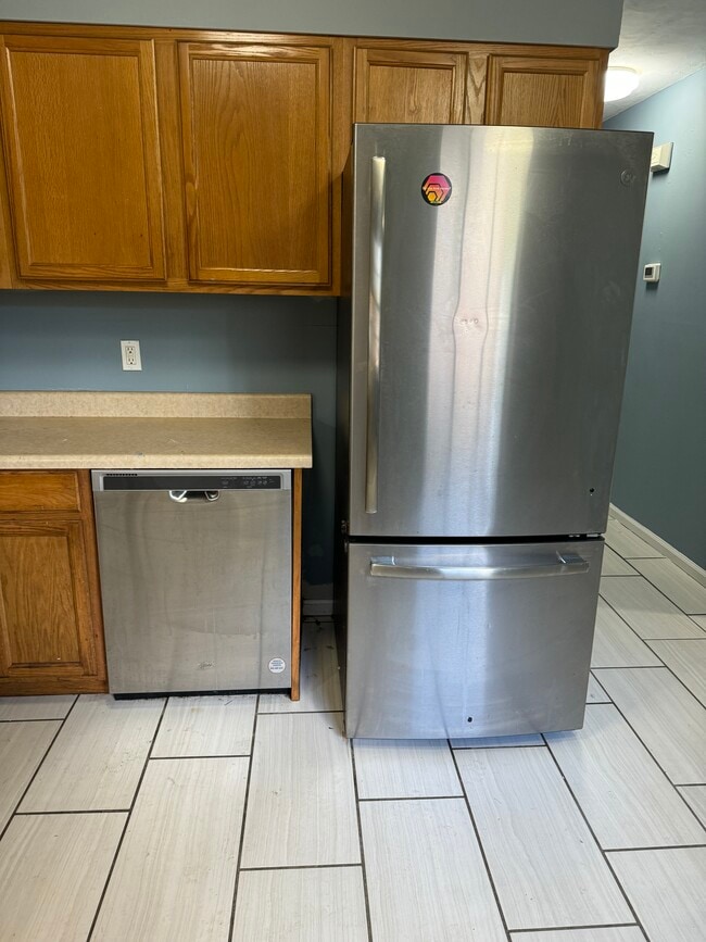 Building Photo - 1924 Nekoma Ct Unit 1926