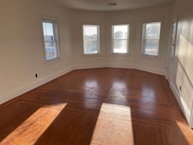 Photo - *55 River Avenue Unit 3