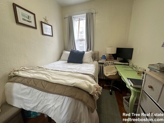 72 Revere St Unit 3R