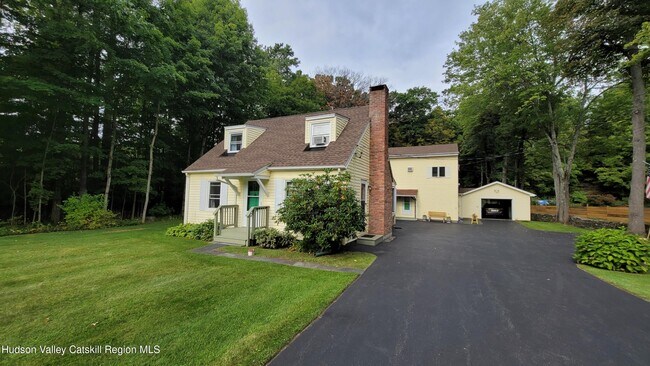 73 Pine St