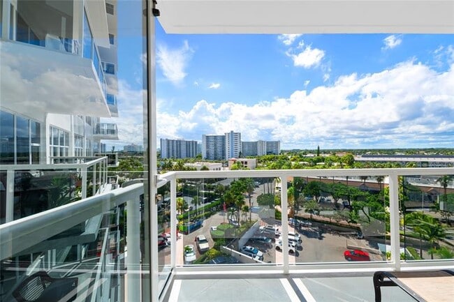 Photo - 3700 Galt Ocean Dr Unidad 714