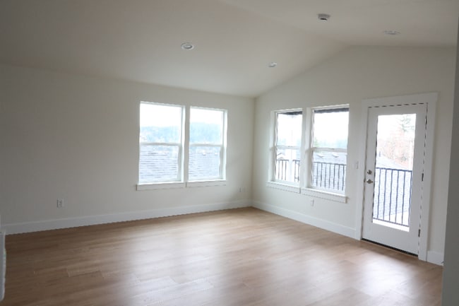 Photo - 12913 SE Ridgecrest Rd