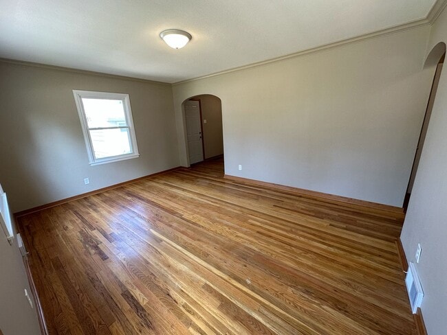 Photo - 1430 Staub Ct NE