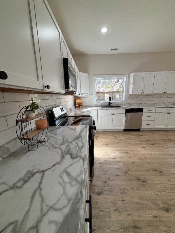 Photo - 101 S Main St