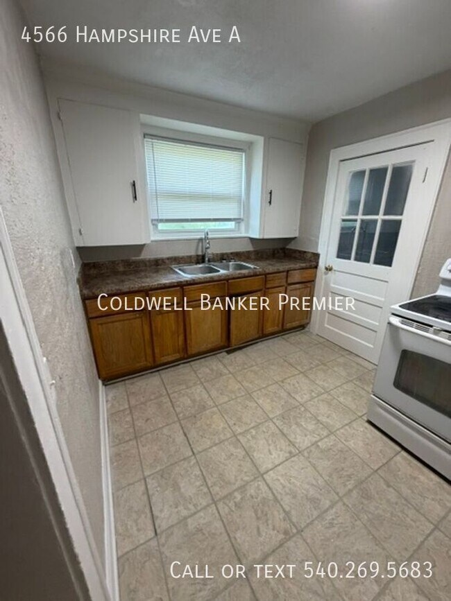 Photo - 4566 Hampshire Ave