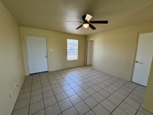 Photo - 5702 Greengate Dr Unit A