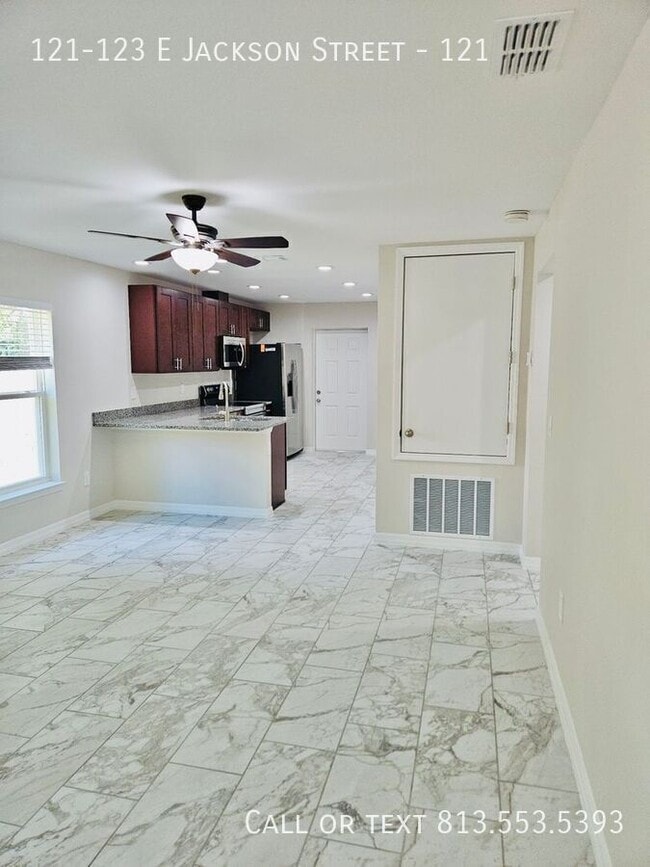 Photo - 121-123 E Jackson Street-121 Unit 121