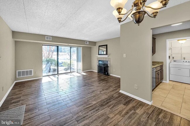 Photo - 61 Le Forge Ct Unidad 61 Rental