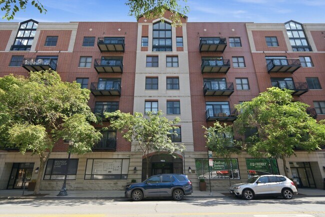 Photo - 1155 W Madison St Unit 507