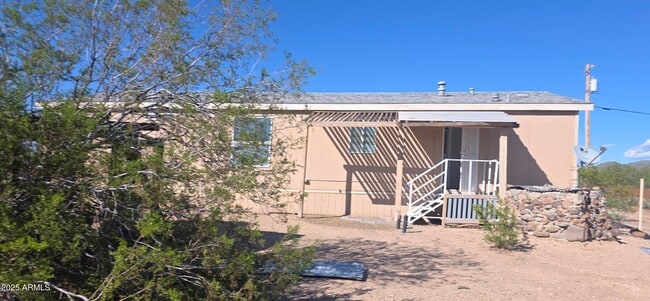 Photo - 2209 E Carriage Dr