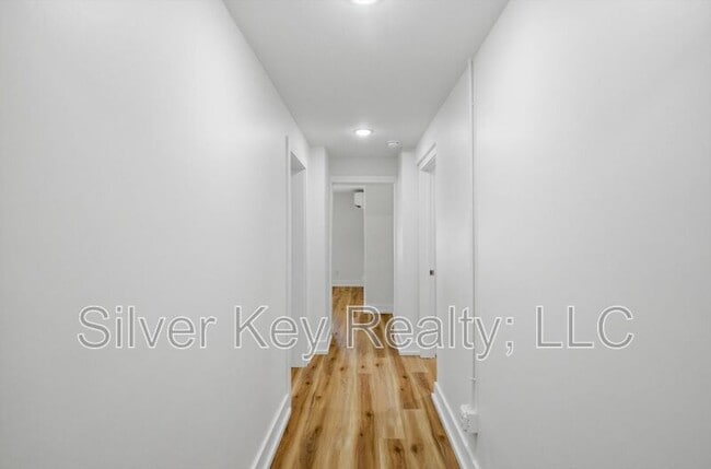 Photo - 2113 W Madison Ave Unidad C