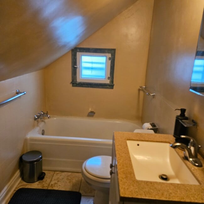 Photo - 132 Westwood Dr