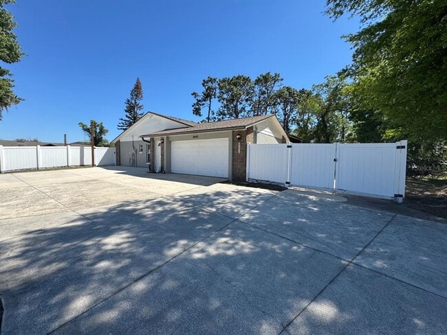 Building Photo - 8640 8th St