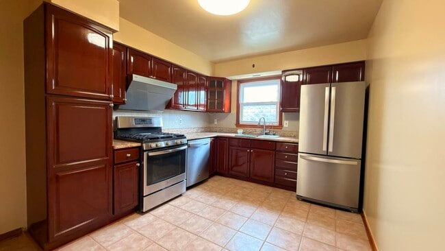 Photo - 1002 87th St Unit 1