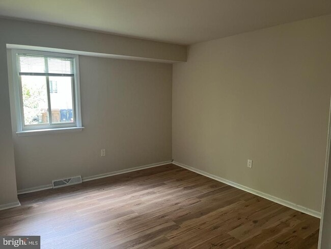 Photo - 116 Rue Charmille Rd