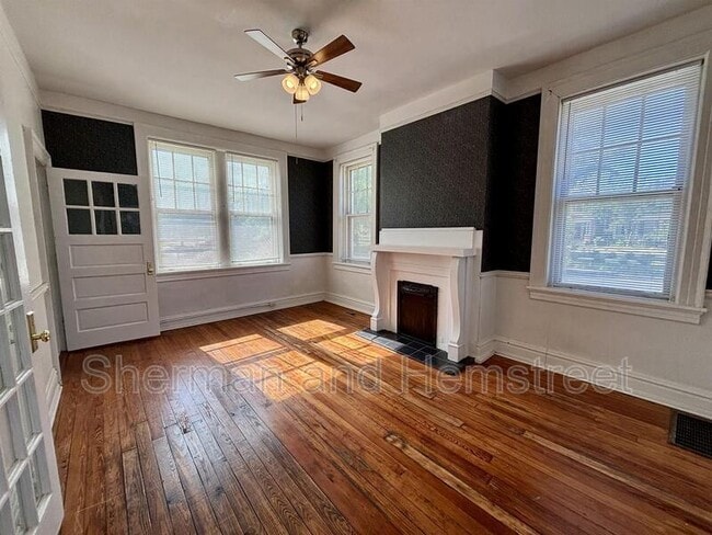 Photo - 320 Third Street