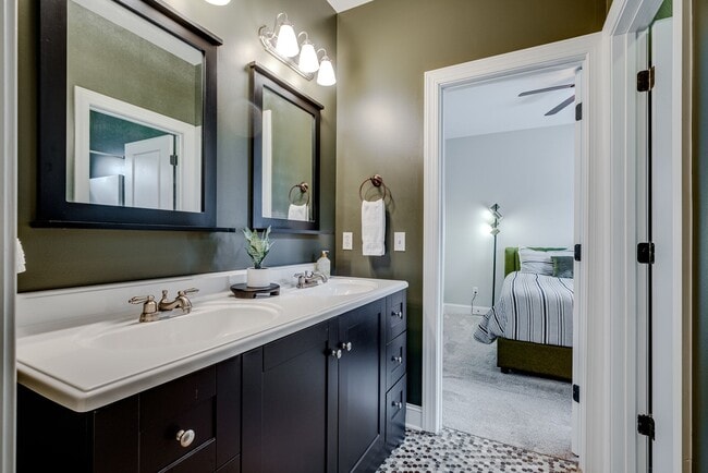 Photo - 1403 Arthur Ave