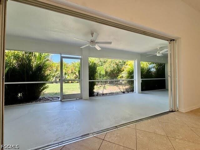 Photo - 910 SW 3rd Ave