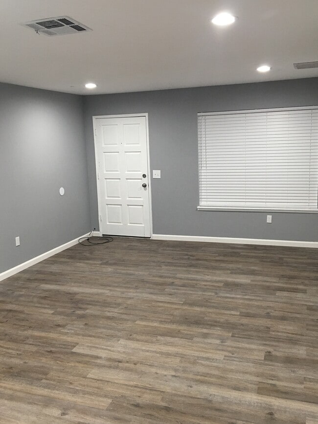 Photo - 238 S Sunset St