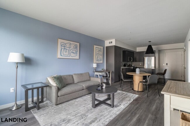 Building Photo - 2060 Experience Ave