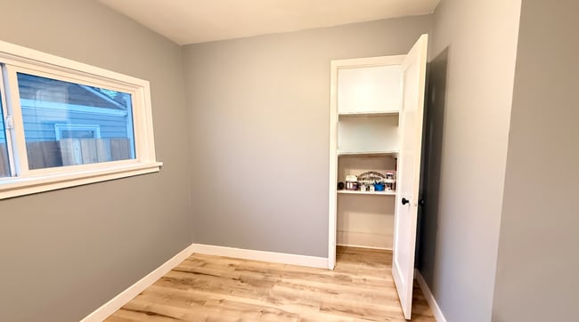 Photo - 1069 N 1st St Unidad 1