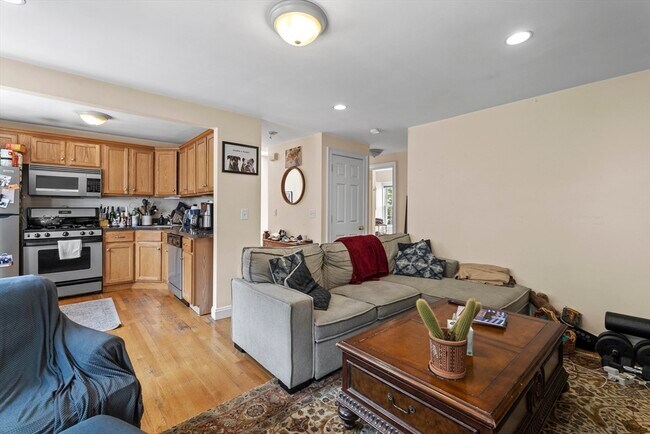Photo - 16 Gates St Unit 3