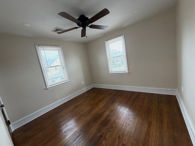 Photo - 3839 W Germantown Pike Unit 3839 Germantown