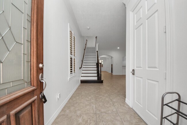 Photo - 1510 Olive Park