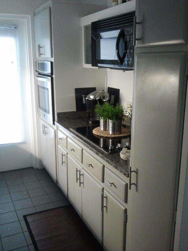 Photo - Bel Fontaine on Lake Eola