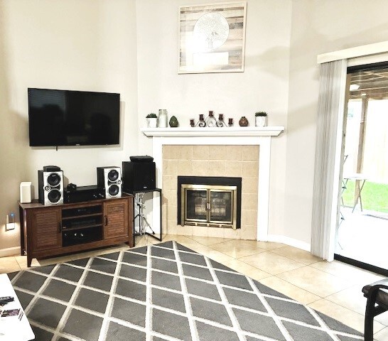 Photo - 2510 Silver Cypress Dr