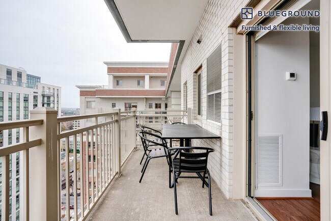 Photo - 4001 9th St N Unidad FL20-ID1195