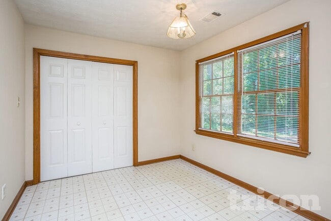 Photo - 30 Blackberry Ln