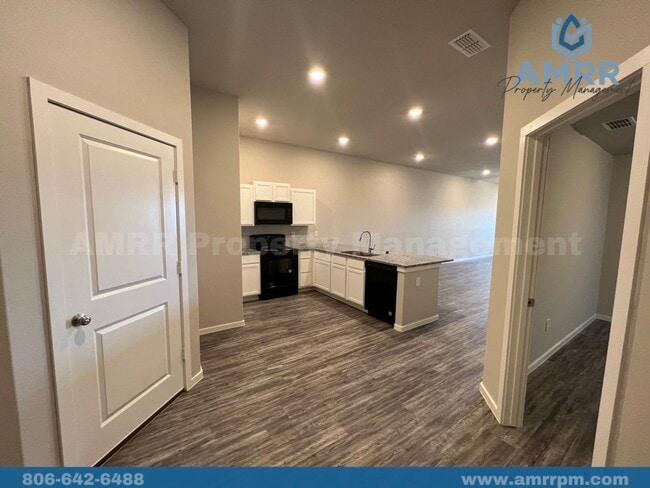 Photo - 2121 N Avenue J Unit Cypress - 2121 N Ave J A