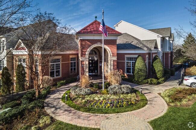 Photo - Fairfax Ridge