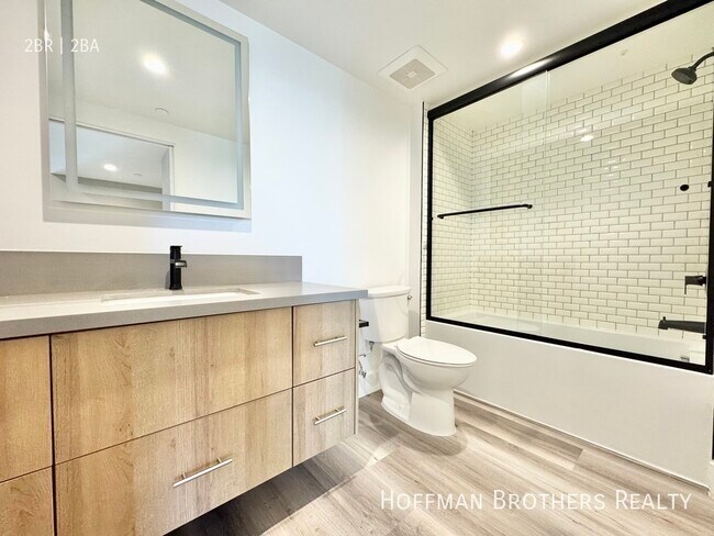 Photo - 11155 Huston St Unidad 306