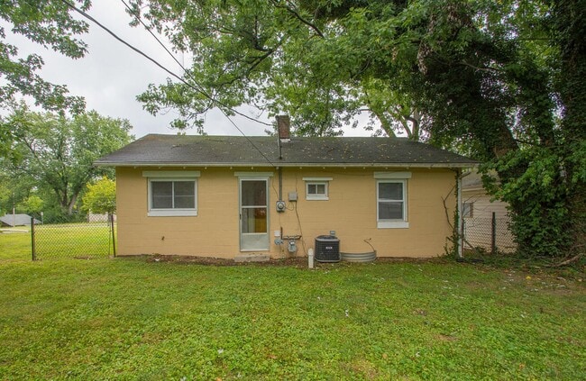 Photo - 106 S Roosevelt St