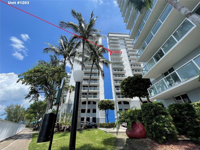 Photo - 5085 NW 7th St Unidad 1203