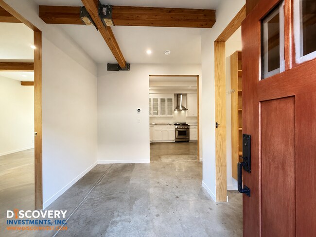 Photo - 58th St. 536-540 Unit 536