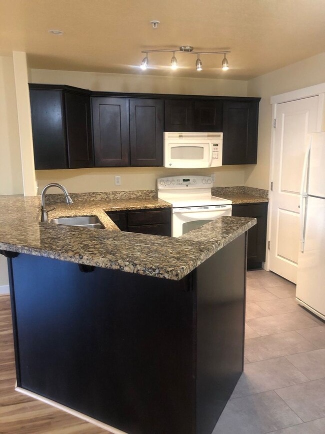 Photo - Stunning Down Town Condo in Secure Building Unidad 304