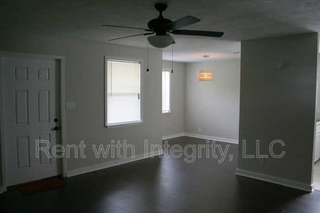 Photo - 2308 Sylvan Ct Unit C