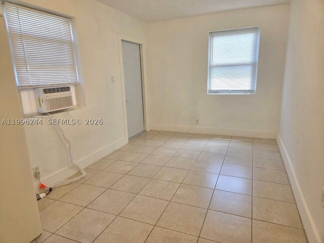 34 SW 6th St Unit 4