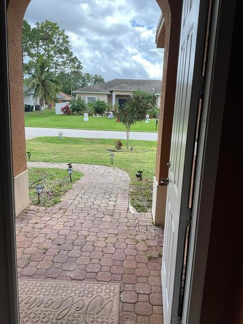 Photo - 1371 SW Halford Ave