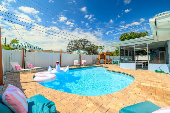 Photo - 1121 19th St SW Unit ID1224117P