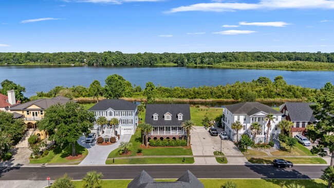 Photo - 1733 Indigo Island Dr