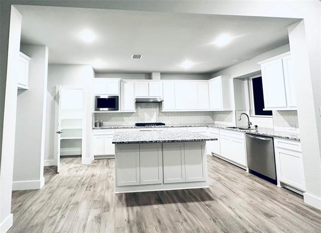 Photo - 6242 Lake Brook Dr